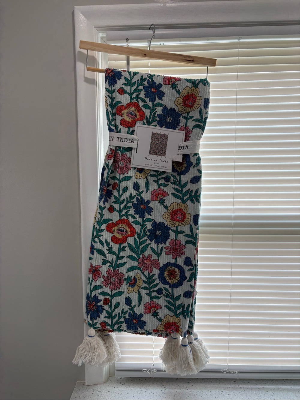 NWT Floral Throw in Cream with Red, Blue, Pink, Yellow and Green Flowers